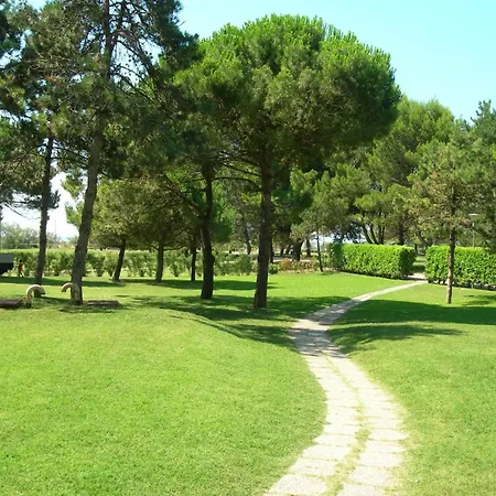 Ferienhaus Fuer 4 Personen Ca 30 Qm In Bibione, Adriakueste Italien Und Umgebung بيت للعطل *